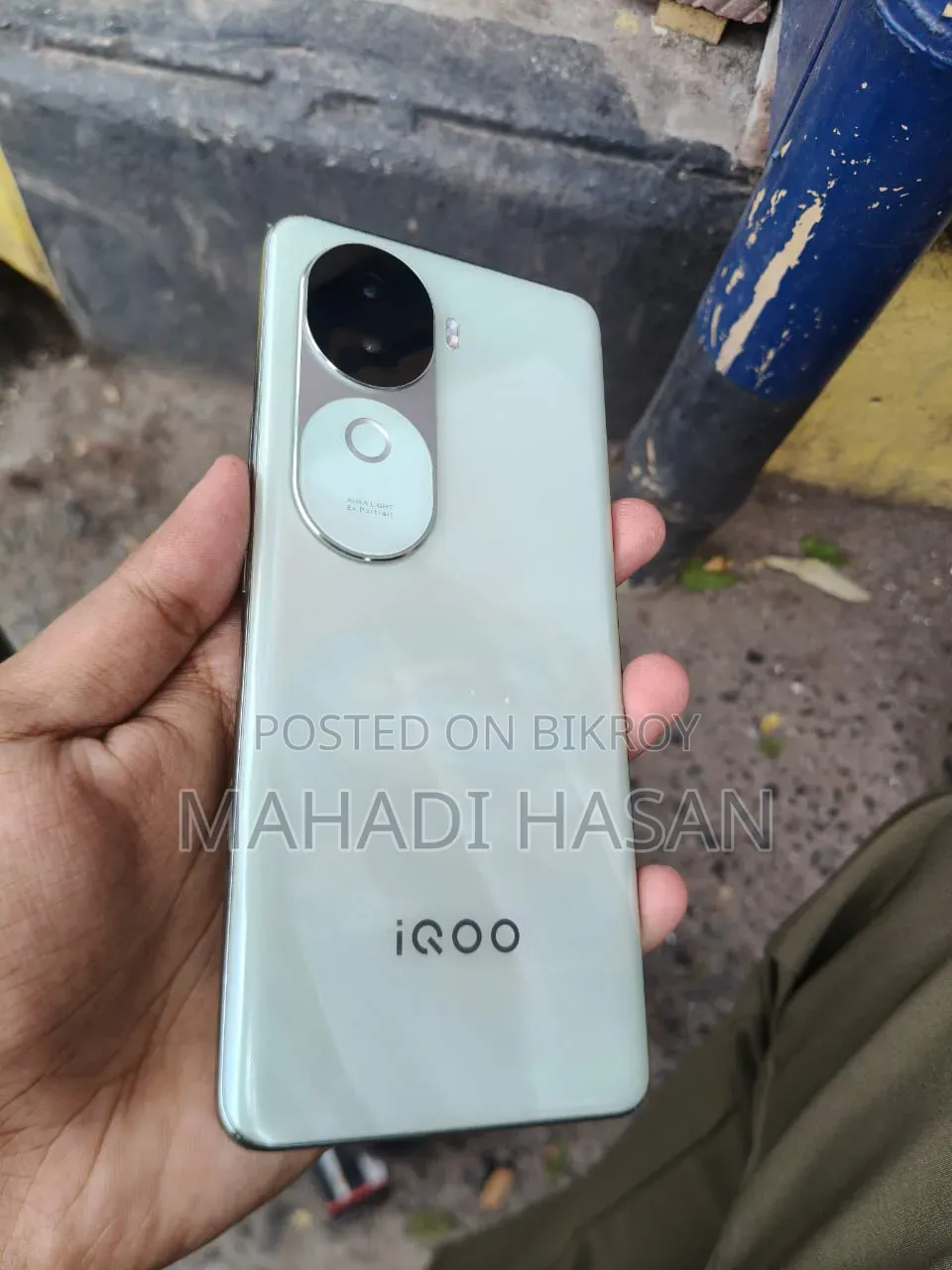 ভিভো আইকিউওও ২৫৬ জিবি