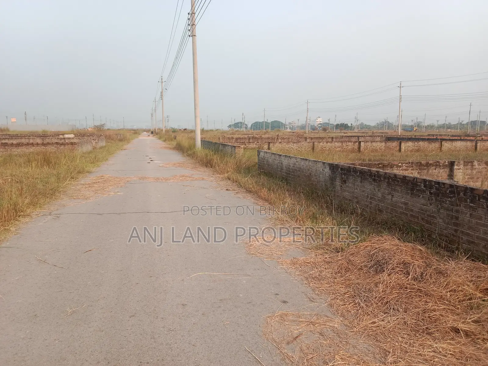 এম-ব্লকে ৩-কাঠা দক্ষিন মুখি প্লট বিক্রয় আর্জেন্ট