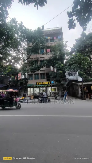 Commercial space for rent on Main Avenue Road (2nd floor)