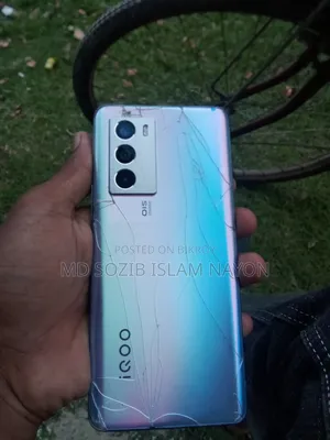 Vivo iQOO Pro 5G 256 GB Purple