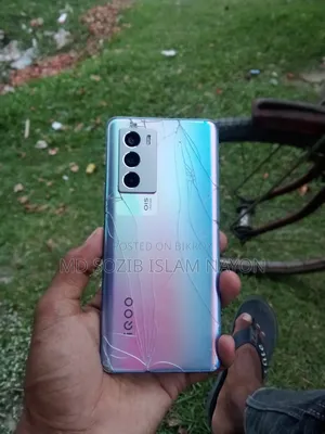 Vivo iQOO Pro 5G 256 GB Purple