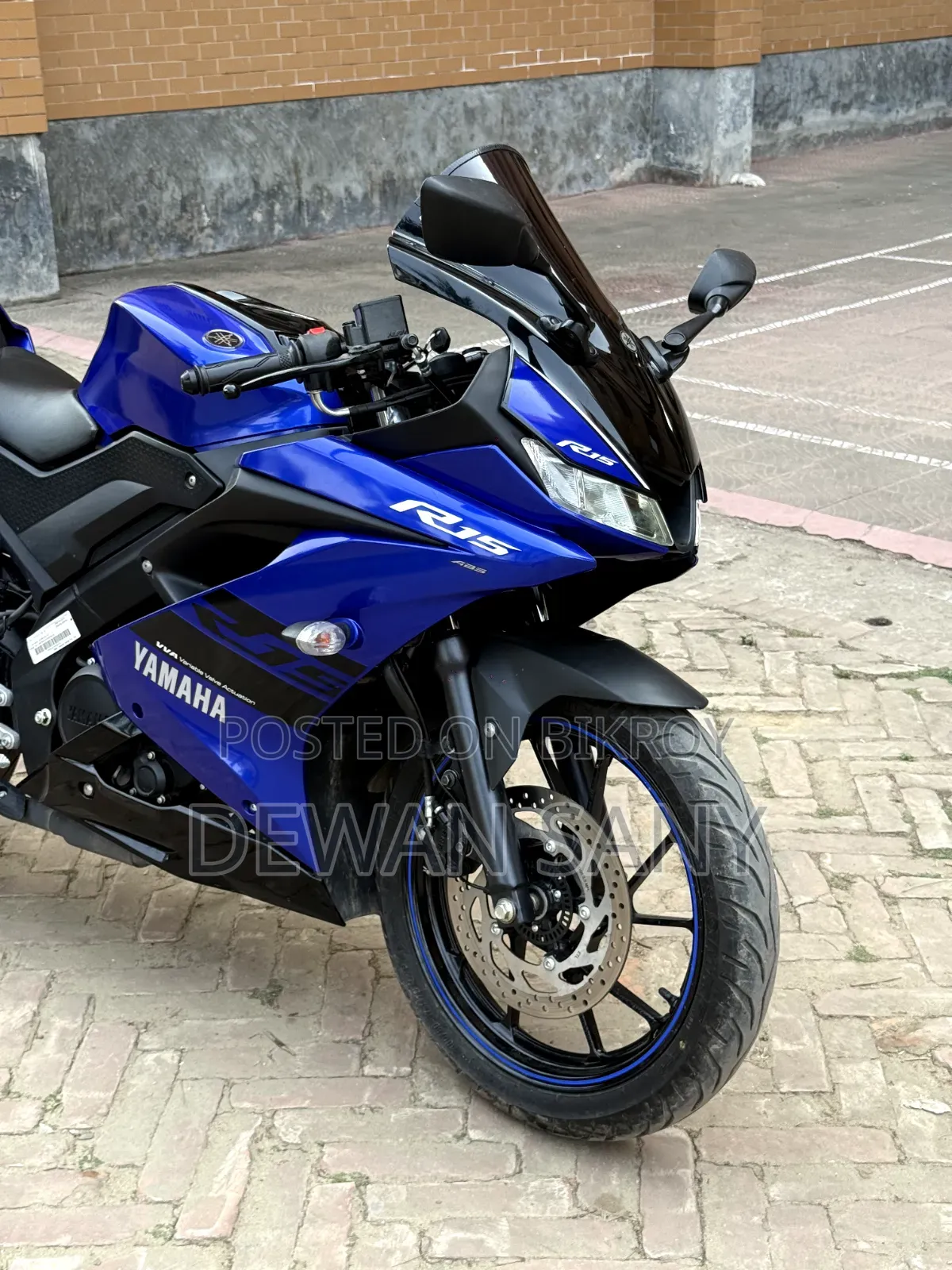 Yamaha YZF-R 2025 Blue