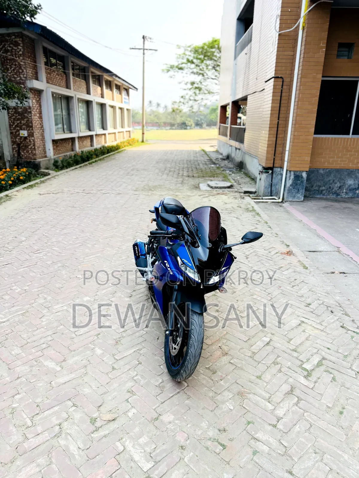 Yamaha YZF-R 2025 Blue