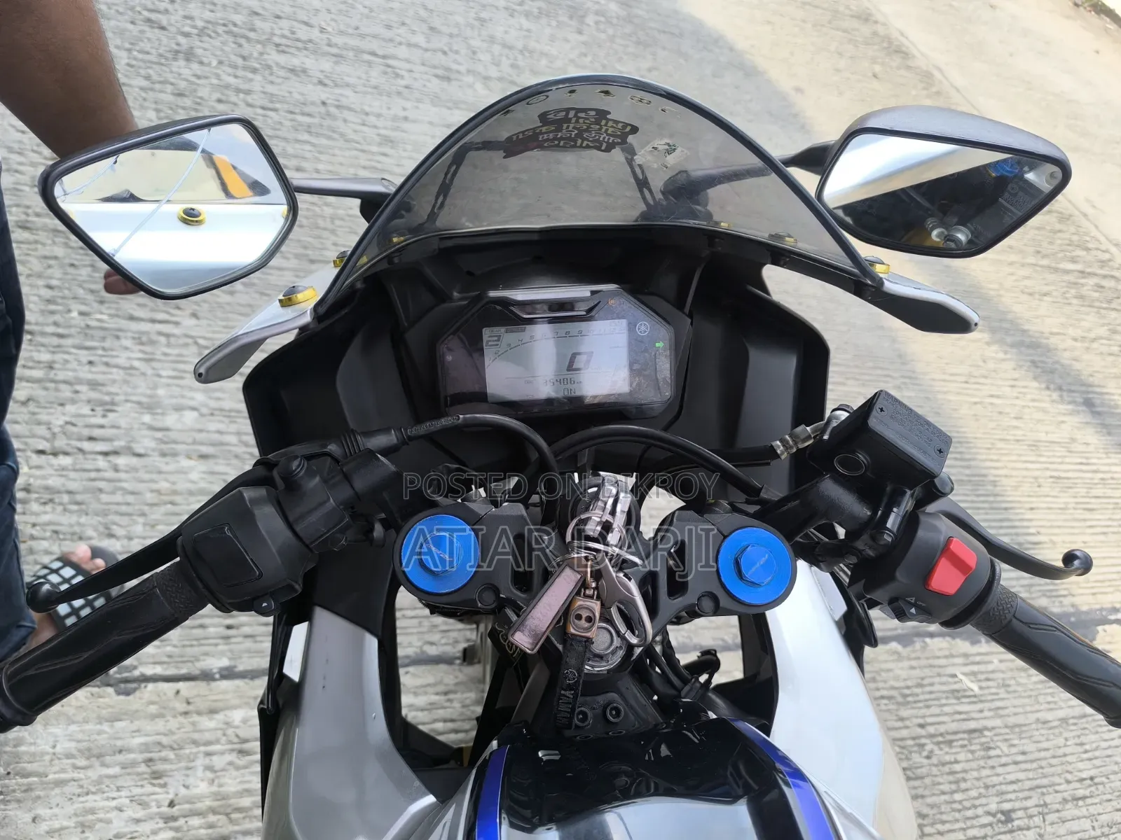 Yamaha R1 2023 Silver