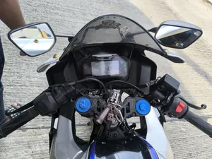 Yamaha R1 2023 Silver