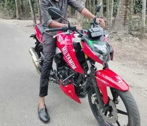 TVS Apache 160 4V 2020 Red