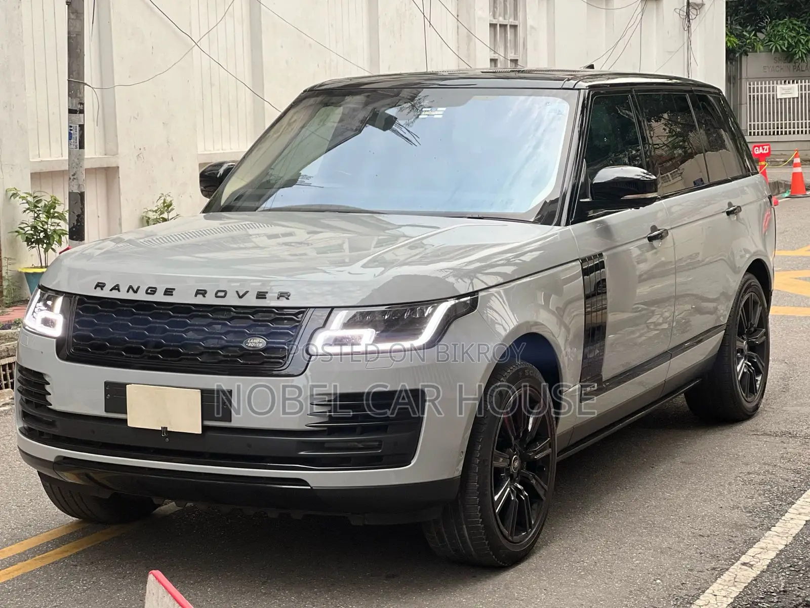 Land Rover Range Rover Vogue 2019 Gray