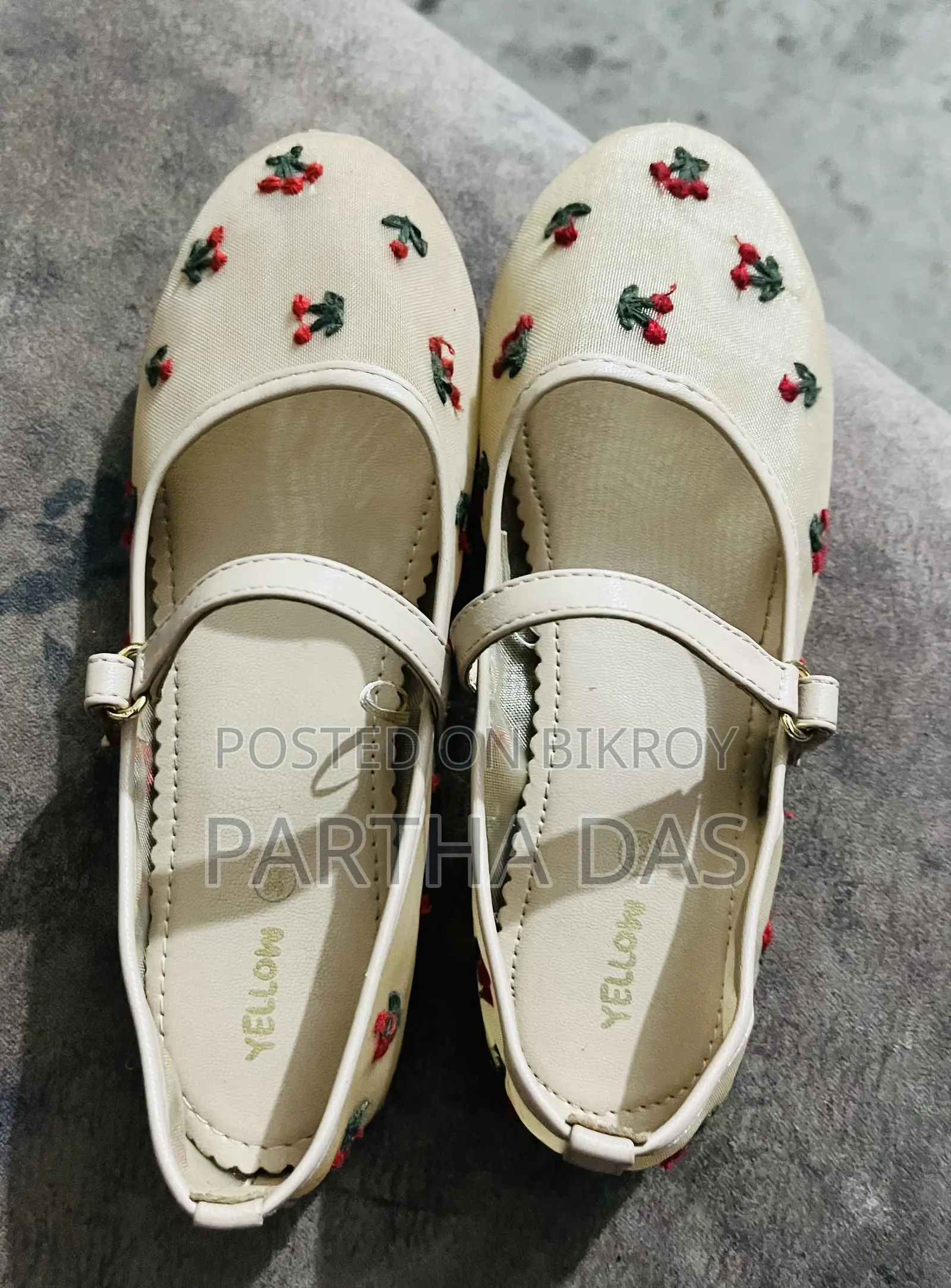 Yellow Girls Fashion Shoes – Cute Cherry Design