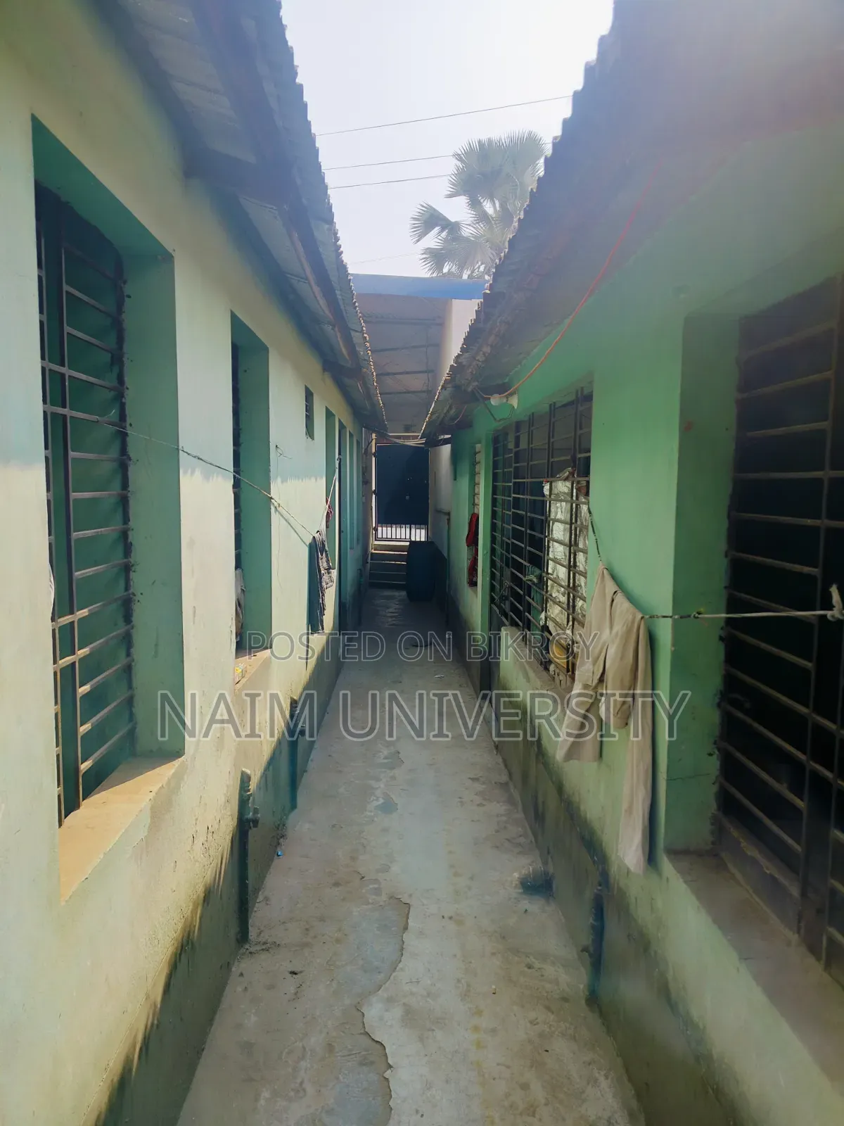 Furnished 20-Bedroom Townhouse/Terrace for Sale