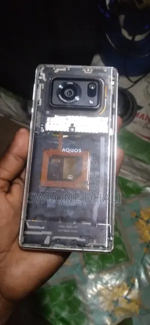 Sharp Aquos R6 128 GB Black