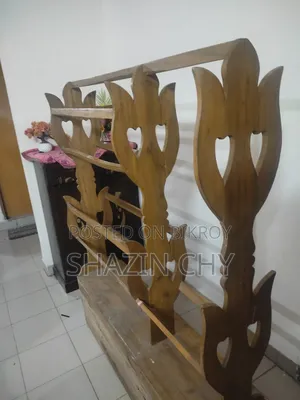 Wooden Alna (Clothes Rack)