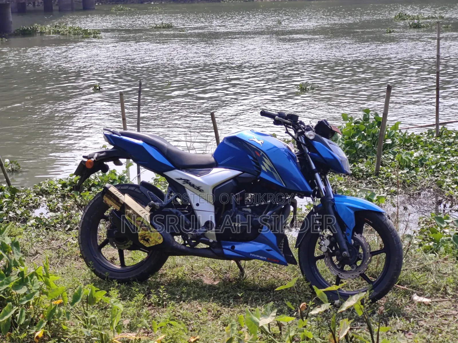 TVS Apache RTR 160 4V 2022 Blue