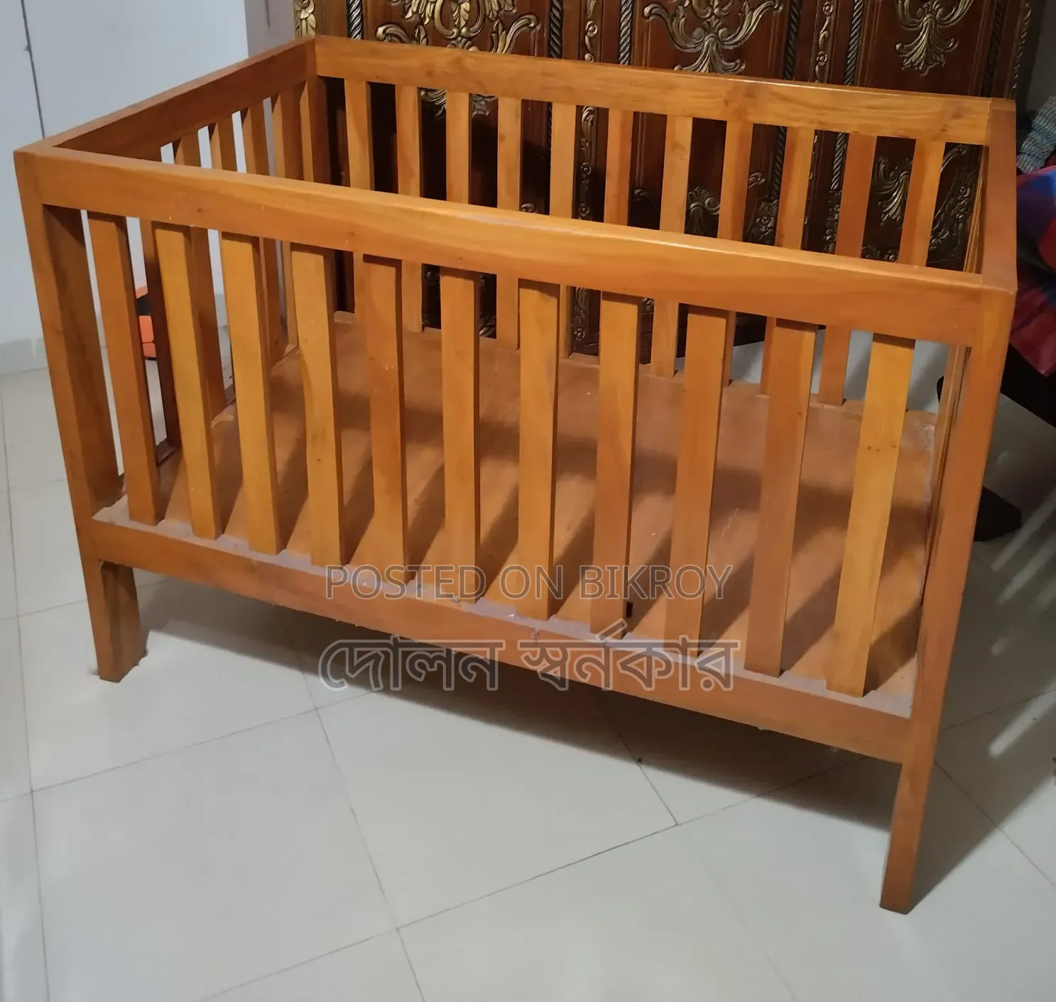 Mahogany Wood Baby Cot