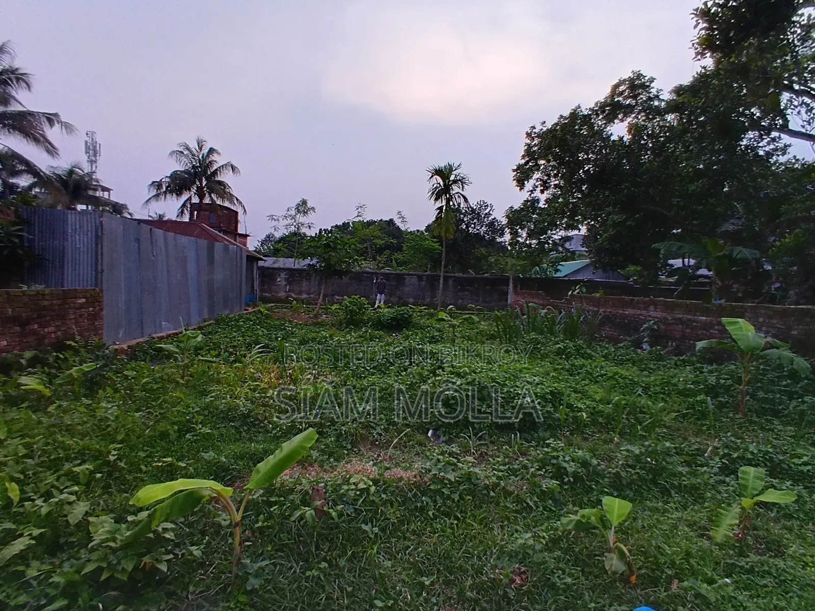 8 Decimal Land for Sale