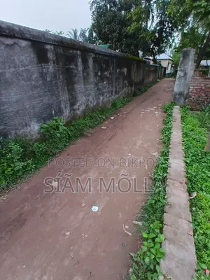 8 Decimal Land for Sale