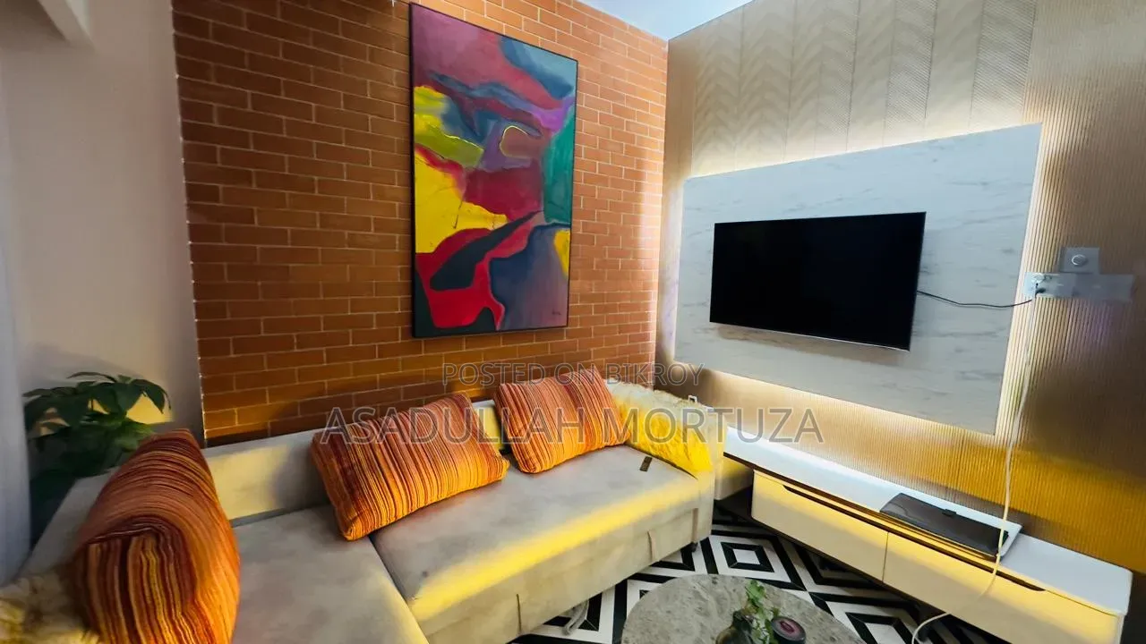 Furnished 2bdrm Apartment in Halishahar for Rent