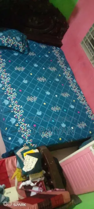 সেগুন কাঠের খাট