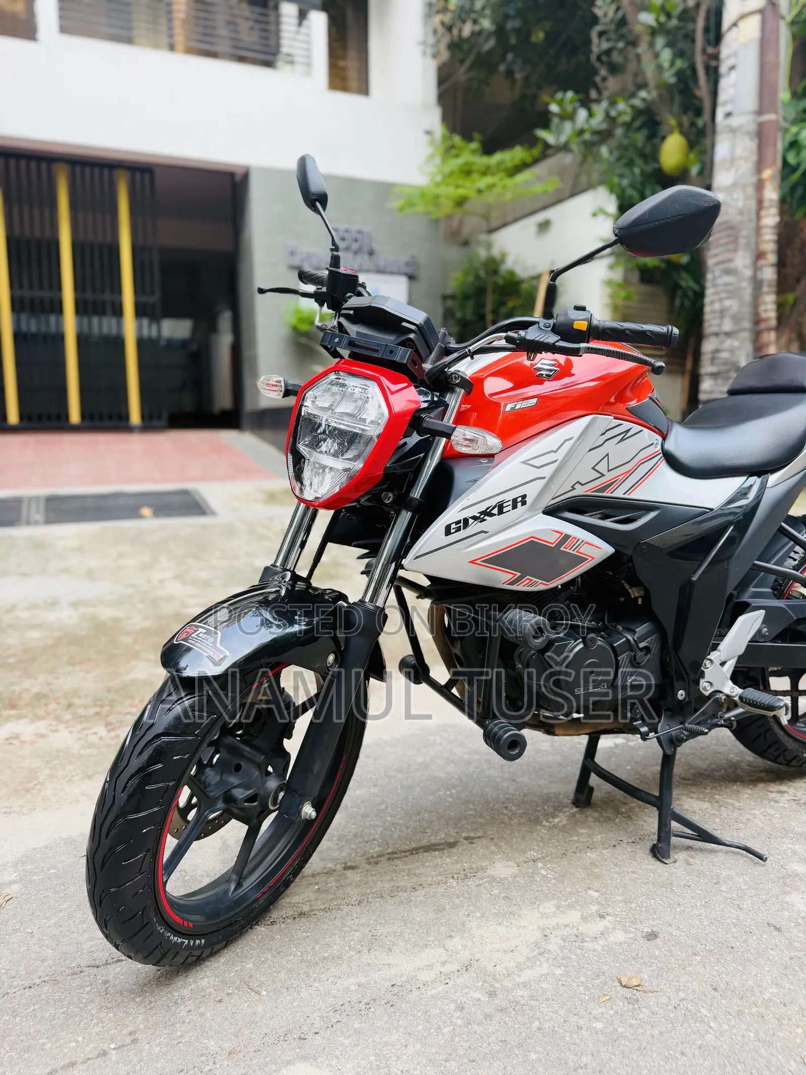 Suzuki Gixxer Fi ABS 2024 Orange