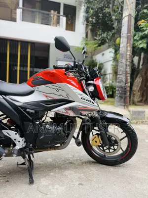 Suzuki Gixxer Fi ABS 2024 Orange