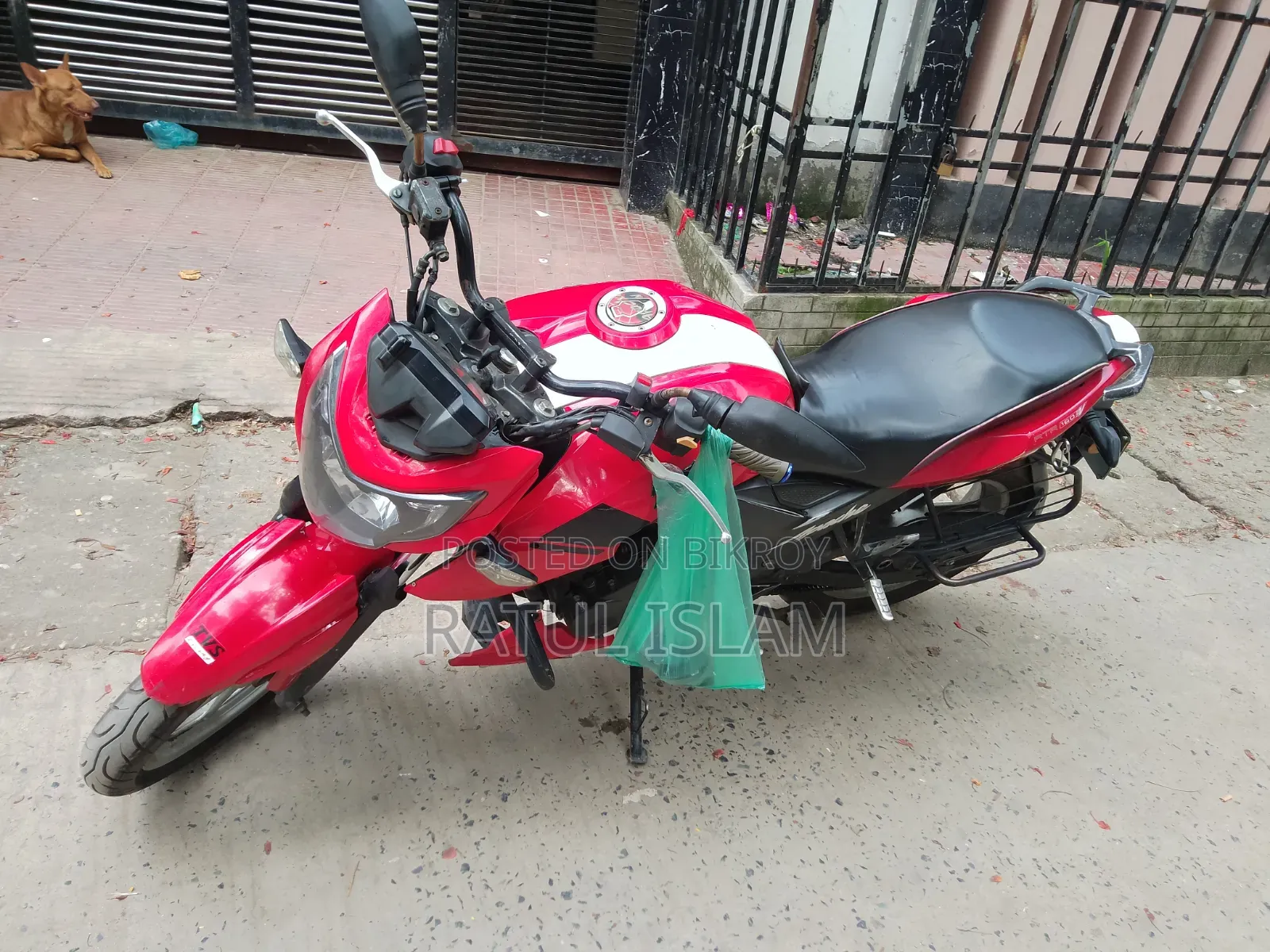 TVS Apache 160 4V 2020 Red