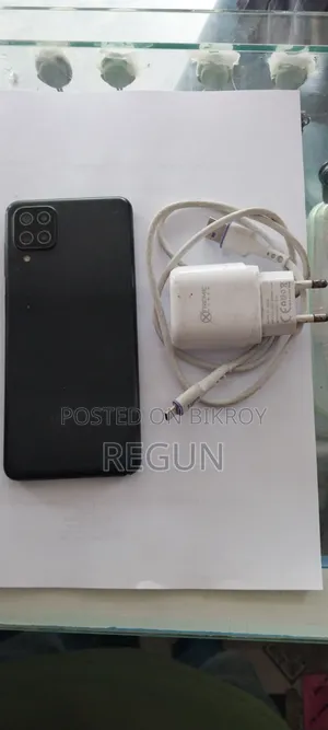 Samsung Galaxy A12 64 GB Black
