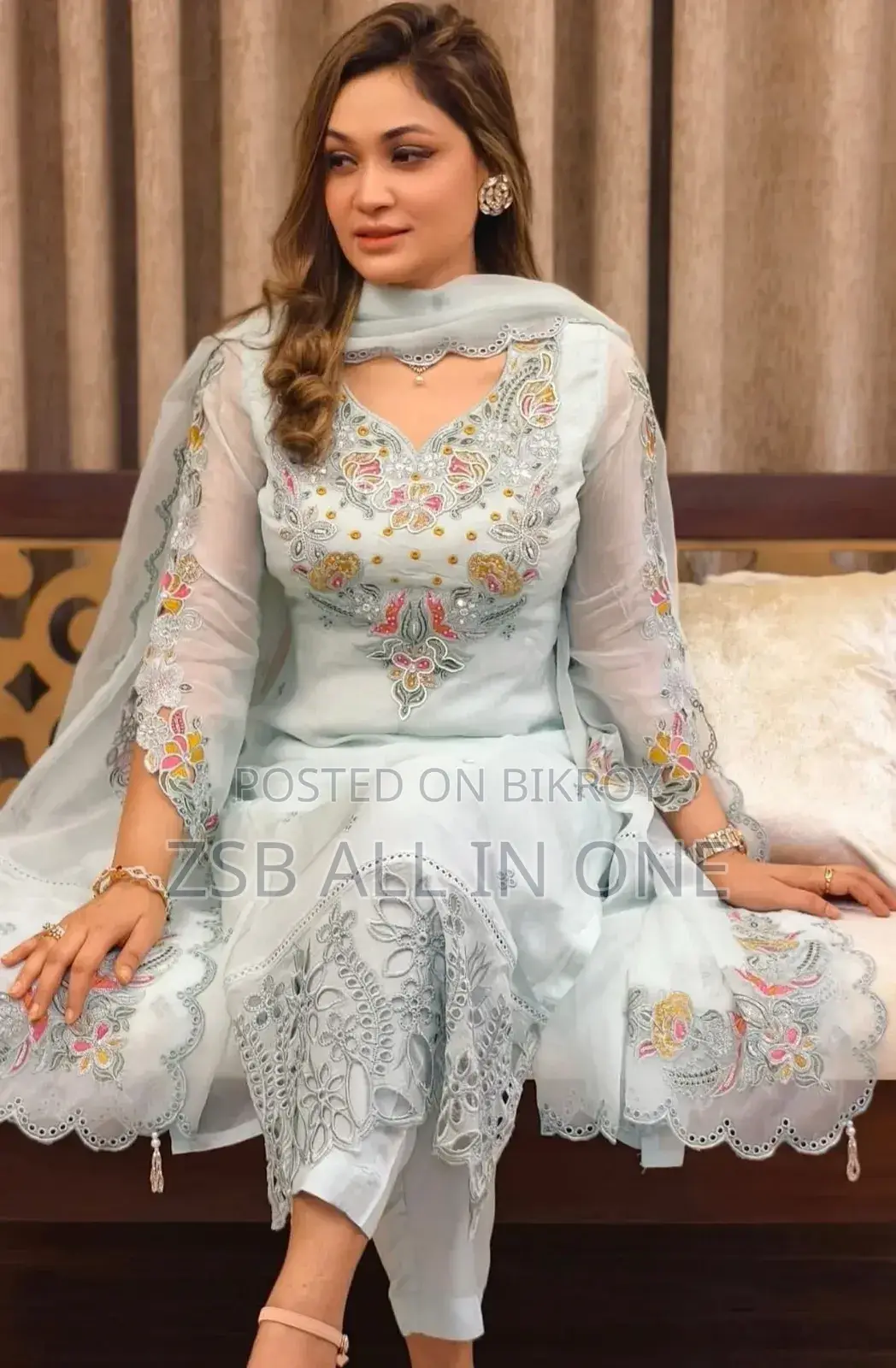 প্রিমিয়াম সাদা বাহার ফোর পিস