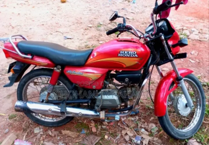 Hero Achiever 2013 Red