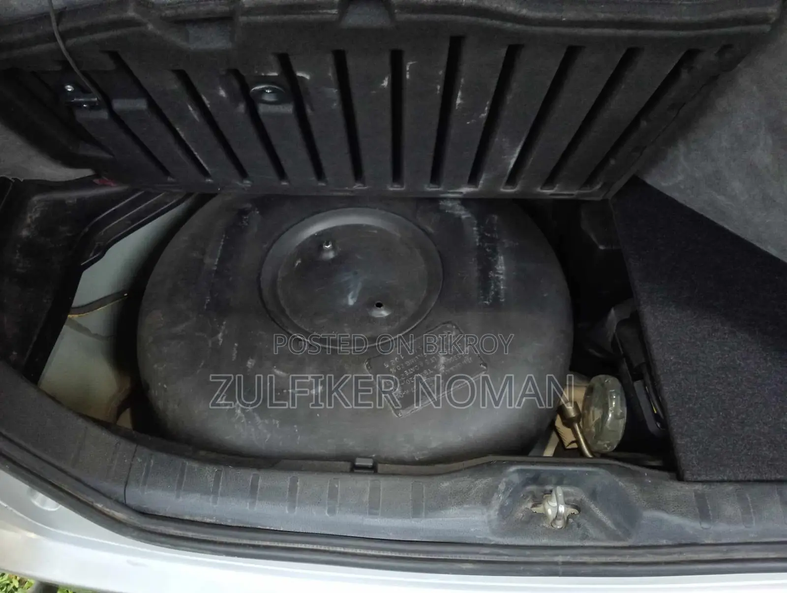Toyota Noah 2016 Silver