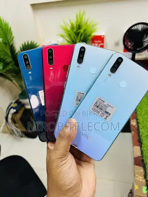 নতুন ভিভো ওয়াই১৭ ২৫৬ জিবি হোয়াইট