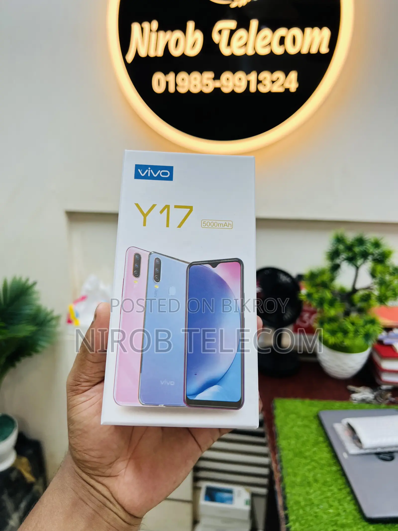 New Vivo Y17 256 GB White