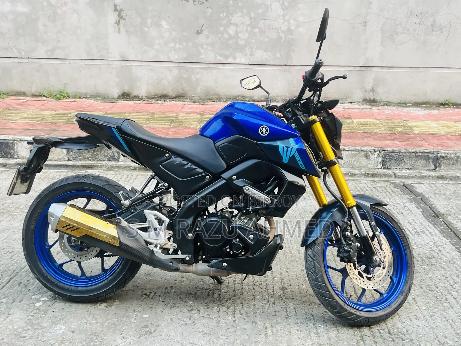 Yamaha 2023 Blue