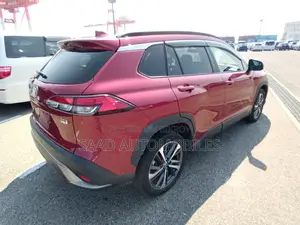 Toyota Corolla Cross 1.8 Hybrid AWD 2021 Red