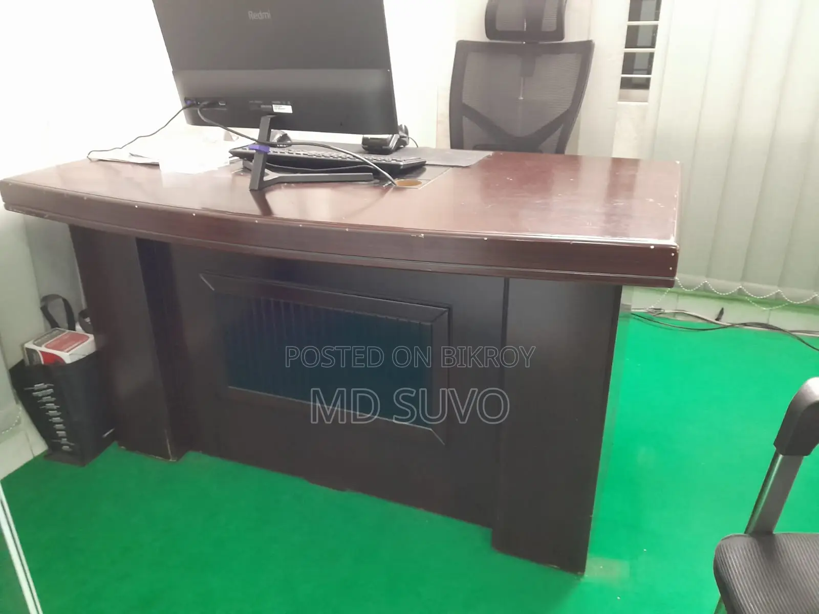 Boss Table