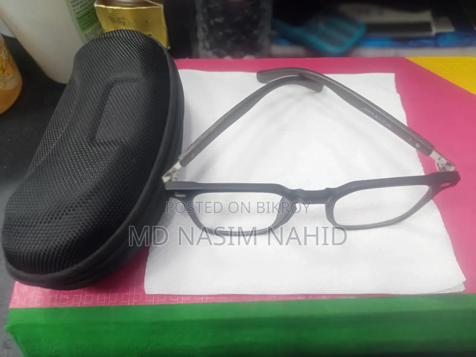 Selling Glasses