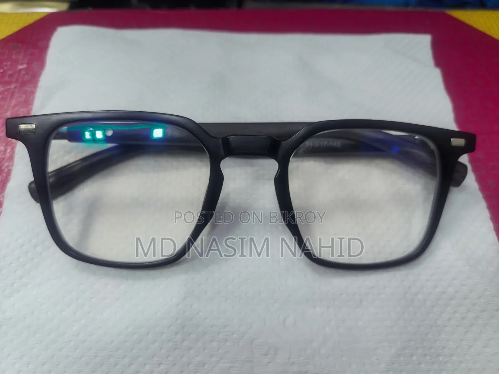 Selling Glasses