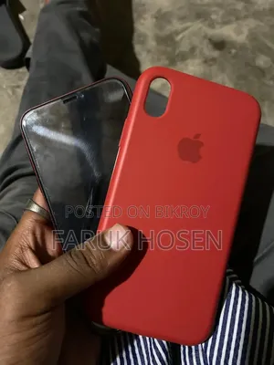 Apple iPhone XR 64 GB Red