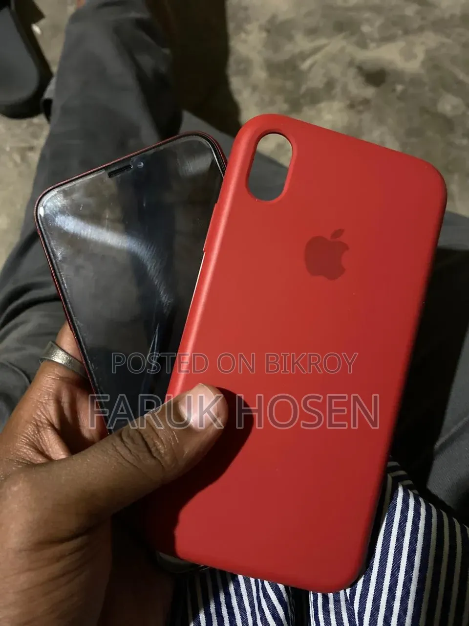 Apple iPhone XR 64 GB Red