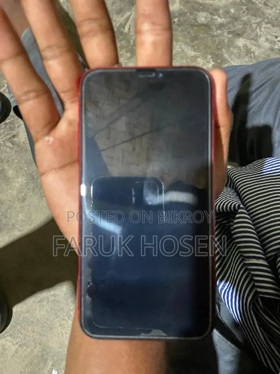 Apple iPhone XR 64 GB Red