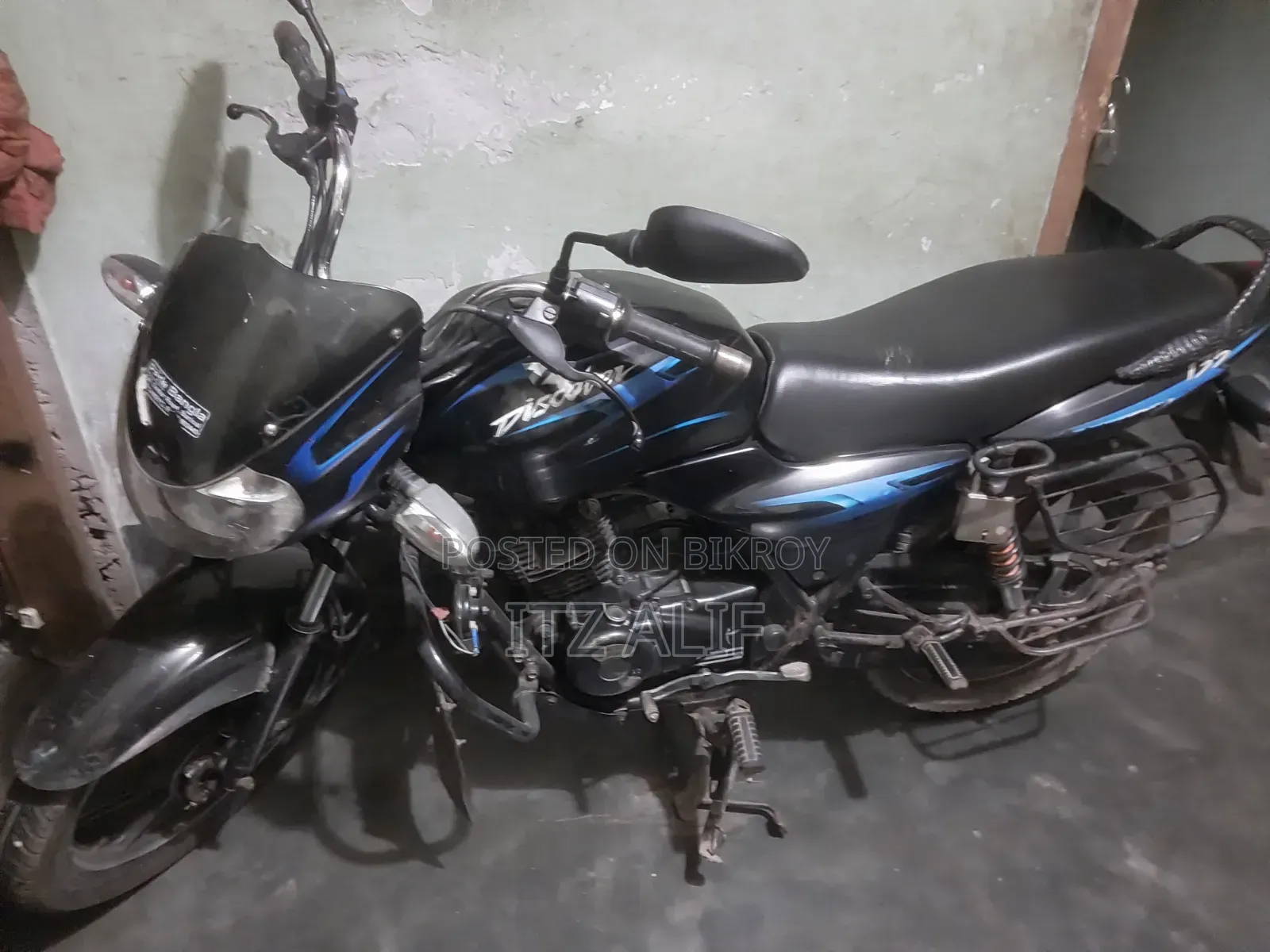 Bajaj Discover 135 2012 Black