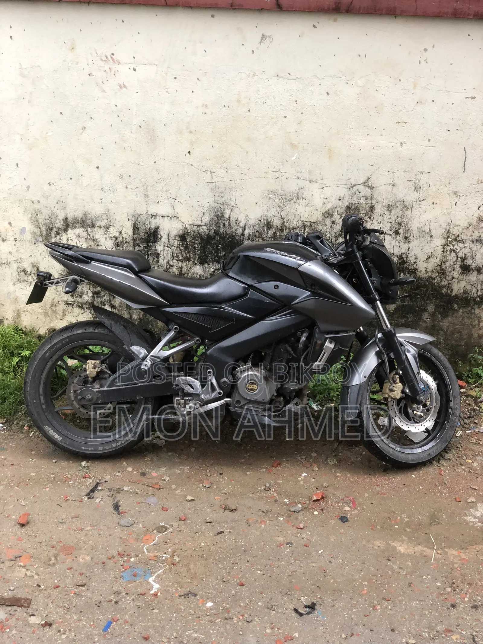 Bajaj Pulsar NS 200 2018 Black