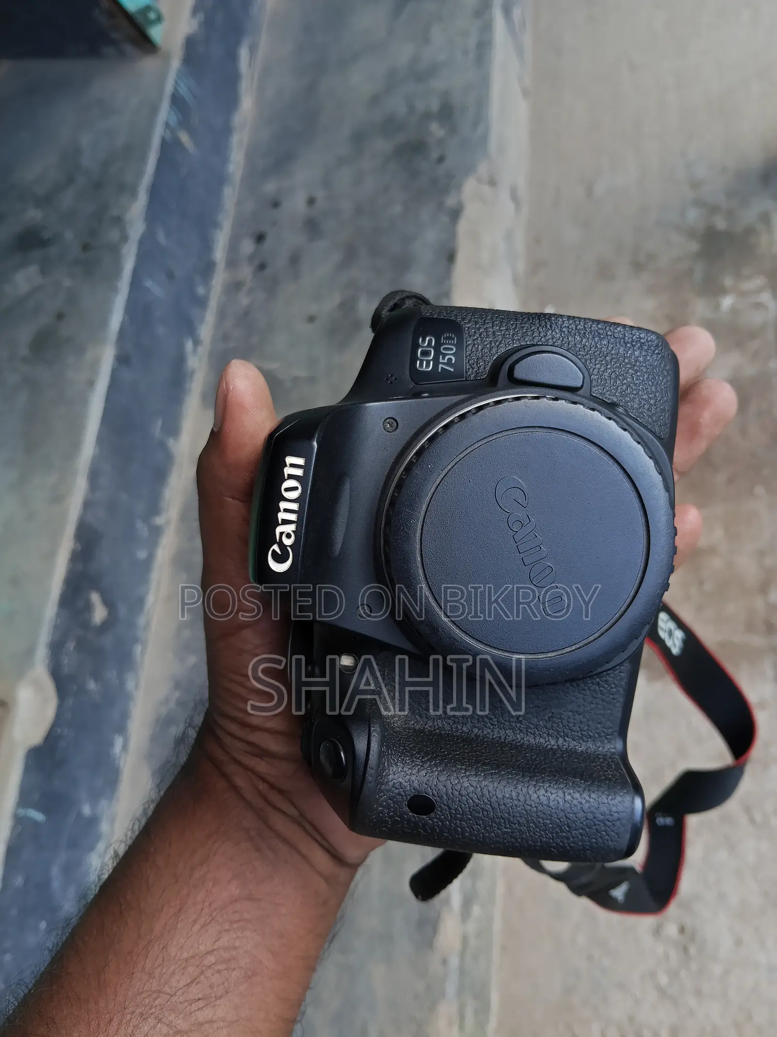 DSLR Camera Only Body