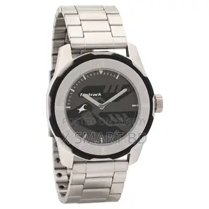 Fastrack Np3099sm04 Quartz Analog Black Dial Watch