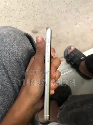 Apple iPhone 11 128 GB White