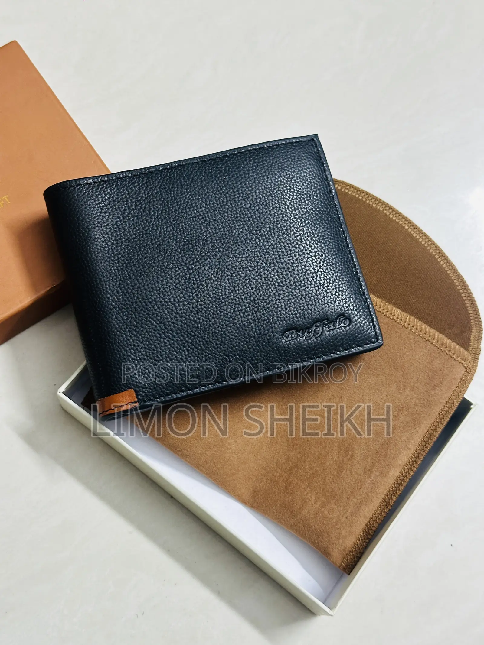 Buffalo Leather Craft Money Bag.