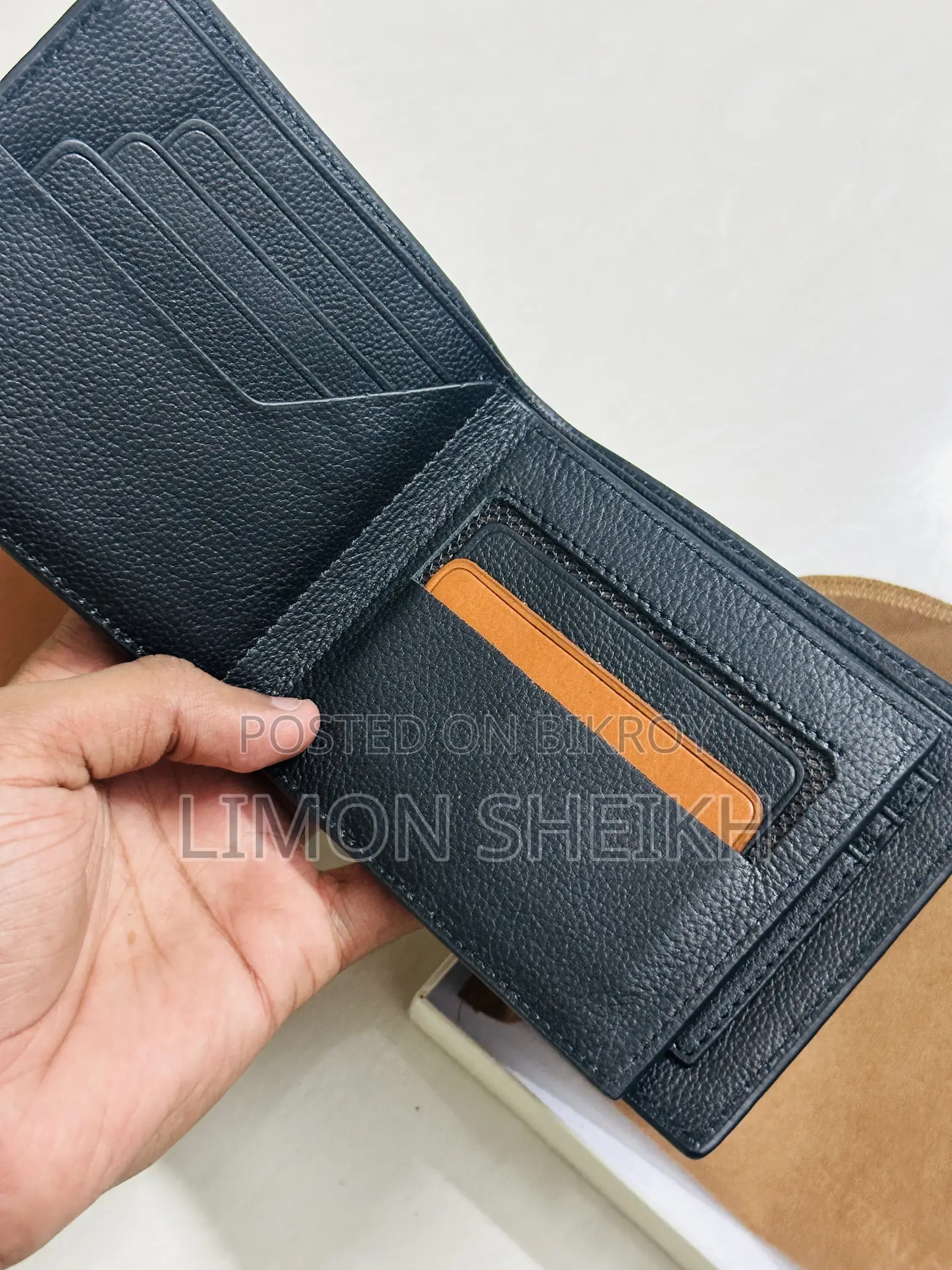 Buffalo Leather Craft Money Bag.