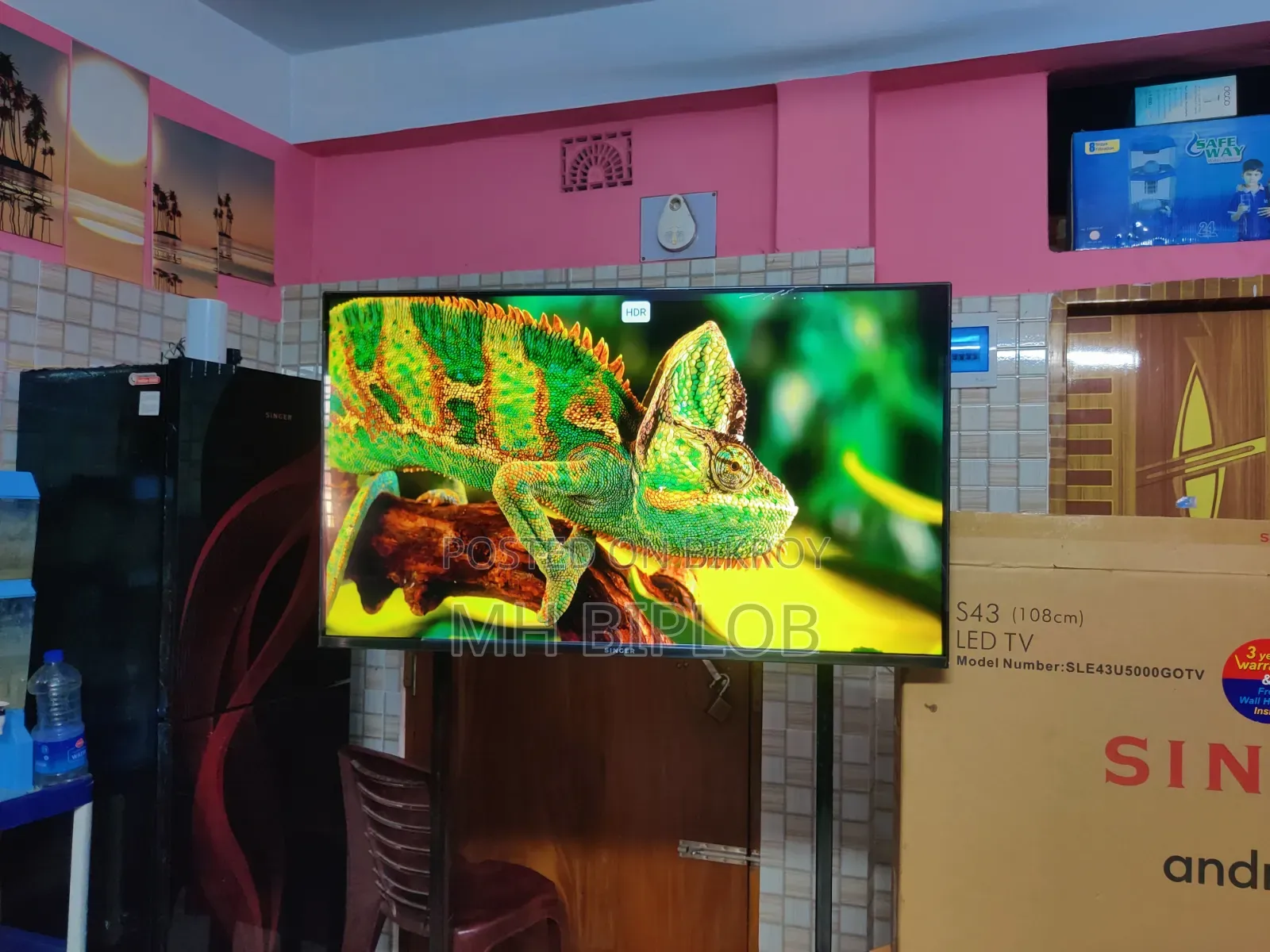 Singer Full Fresh 43" TV For Sale!