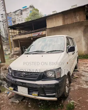 Toyota Noah 2006 White