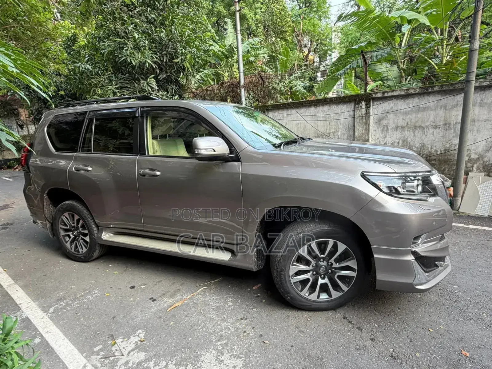 Toyota Land Cruiser Prado 2.7 2021 Gray
