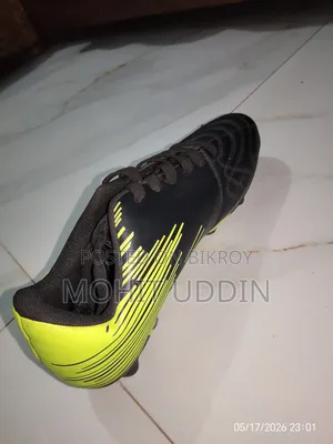 Football Boots/Shoes