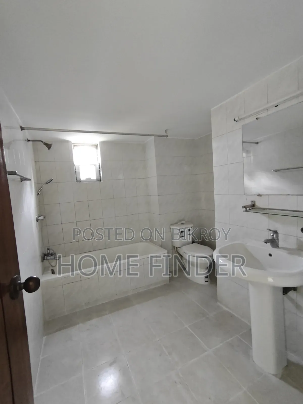 3bdrm Apartment in Gulshan for Rent